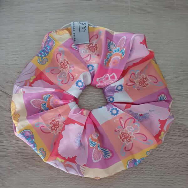 MY POP PINK SCRUNCHIE